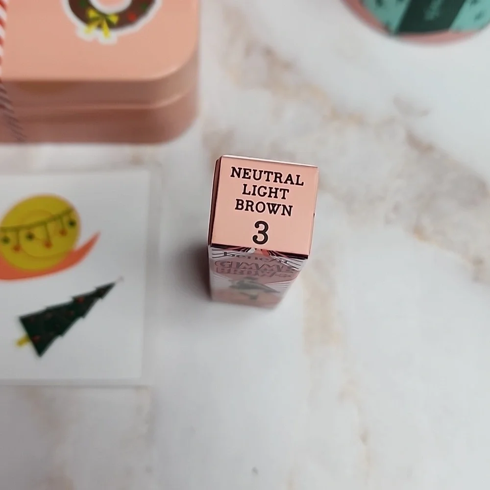 Benefit bundle tin
